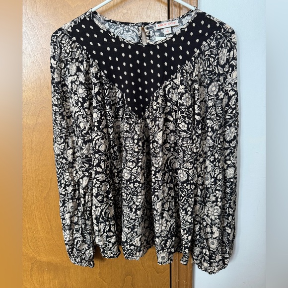 Knox Rose Tops - Black Floral Long Sleeve Blouse